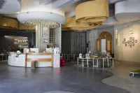 Pingwu Laohe Story Art Mountain Lodge