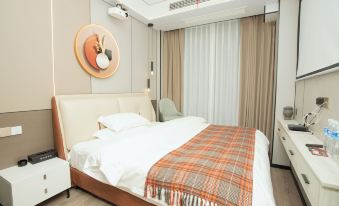 Kangding Ruxinju Hotel