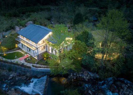 Sanqingshan Shiquqigu Homestay Отели рядом с достопримечательностью «The Nanqingyuan Scenic Area»