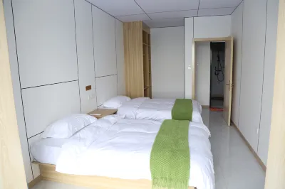 Huixian Jingshe B&B