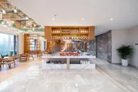Lake Resort Hotel  Tianle  Jiangyang - parking
