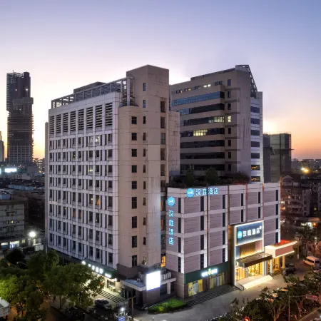HanTing Hotel (Shanghai Changhai Hospital) Отели рядом с достопримечательностью «Стадион «Цзянвань»»