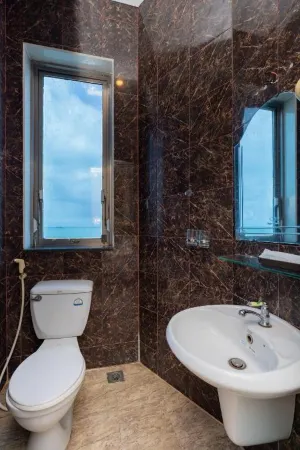 喜迎飯店 - 海灘前