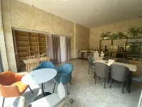 Elong R.YUN Hotel (Dali Xiangyun Xiangcheng Zhonggulou)