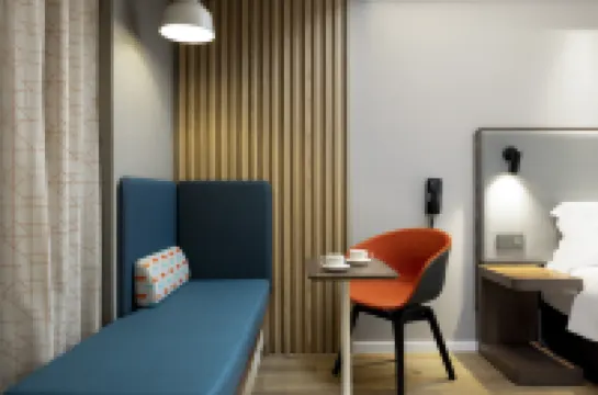 ฮอลิเดย์ อินน์ เอ็กซ์เพรส ซานยาเบย์ โรงแรมใน