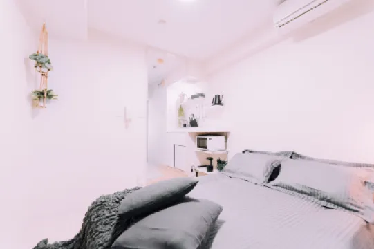 Minimalist Loft 3: Namba Compact Studio & 24/7 Gym โรงแรมใน