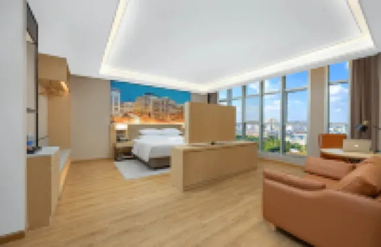 โรงแรมเวียนนา อินเตอร์เนชั่นแนล (สาขา สะพานใต้ ตูเจียงเยี่ยน อุทยานเมืองโบราณ)