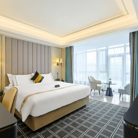 Yanji Baihuo Dalou Xishichang XANA Deluxe Hotel
