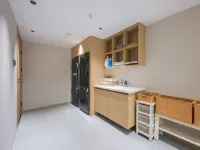 QININ Hotel (Xi'an Bell and Drum Tower Yongning Men Subway Station) Hotels near Nanmen Square