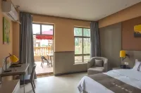 Meixi Light Luxury Hotel - parking