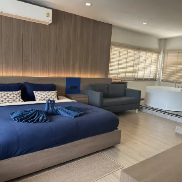 Calm Kamala Phuket Отели рядом с достопримечательностью «Памятник Цунами»