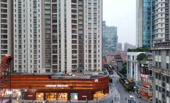 Denpa Inn - Nanjing West Road Metro Station