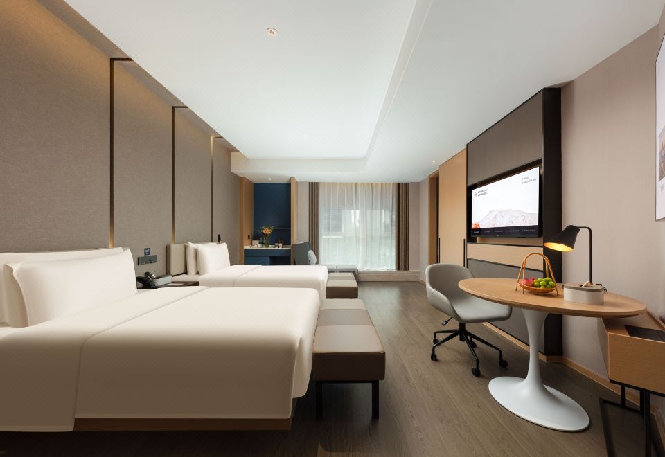 3. 아투어 호텔 샤..