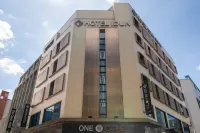 Idun Hotel - parking