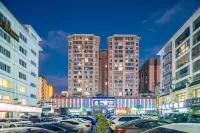 Shankee Chain Hotel (Weining Central Pedestrian Street) - Parkplatz