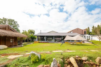 Floral Hotel·Shanwai Tea House Homestay 푸롱 사원 찻집 주변 호텔