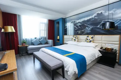 Ceeci Hotel Hotels in Xichuan