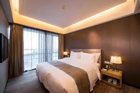 Pingguo Aluminum Hotel (Pingguo Gymnasium Culture Park)