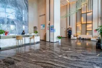 Wanting Hotel (Binjiang Ecological Park Ji'an Railway Station)