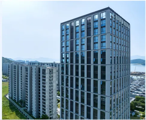 Sea Breeze Four Seasons Resort Hotel