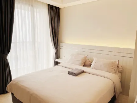 Gold Coast PIK Sea View Apartments by Rentrooms Отели рядом с достопримечательностью «PRJ Kemayoran Gambir Expo Hall D Gudang»