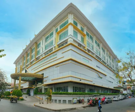 ダラ エアポート シティ  ホテル & スパ