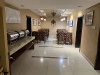 Ruijiade Hotel Hotel dekat Menara Longta