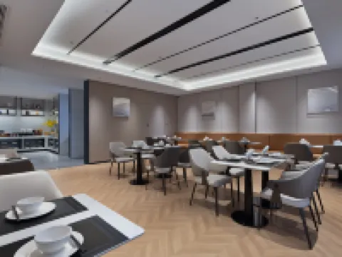 OKDAY Hotel (Shaya People's Square, Aksu) โรงแรมในซาหย่า
