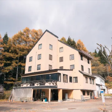 Toyoshima Lodge Naeba Hotel berhampiran Resort Ski Naeba