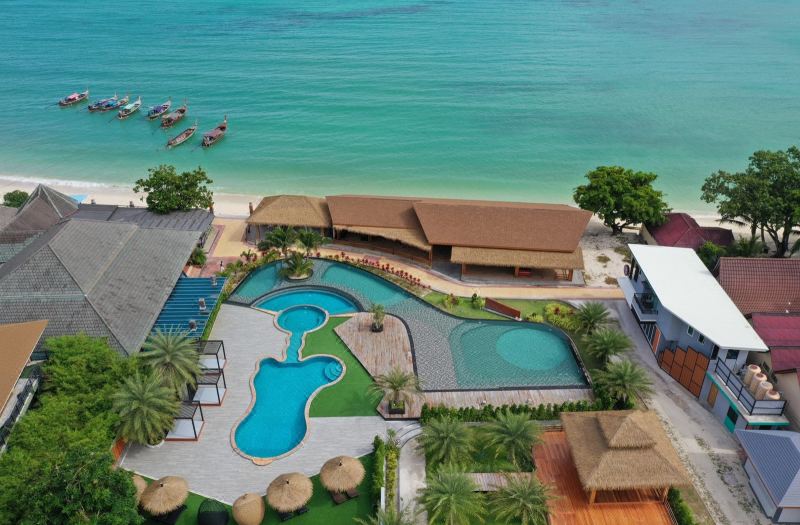 Phi Phi Andaman Beach Resort photo 5