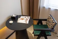 MoErhotel Hotels in SY University