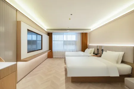 Starway Hotel (Tengzhou Jiefang Middle Road Longquan Square) Отели рядом с достопримечательностью «Tengzhoushi Shimin Park»