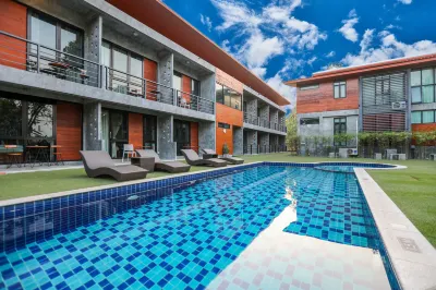 Stucco Loft Residency Hotels near Nimmanahaeminda Road