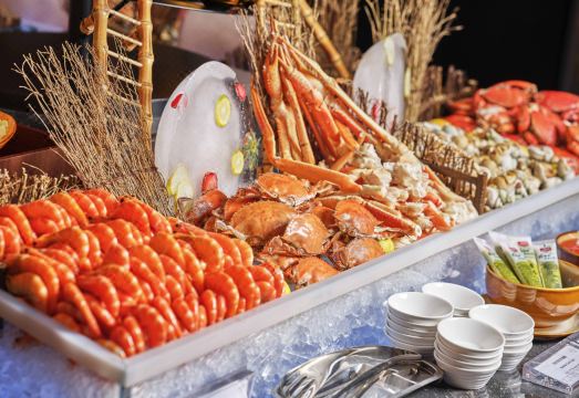 3. 크라운 플라자 ..