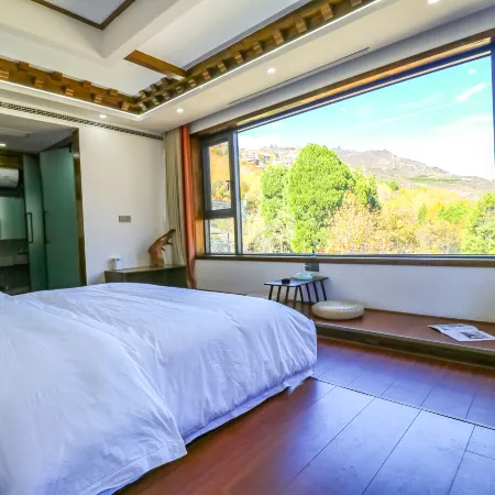 Jiaju secret realm  starry sky homestay
