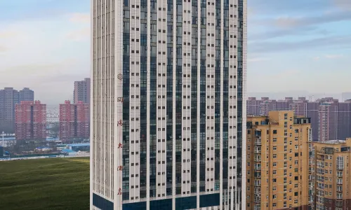 Puyang Fuli Hotel (Wanjia 360 Plaza Branch, Changqing Middle Road)