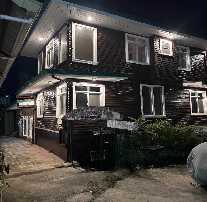 BADEN POWELL HOSTEL 썸네일