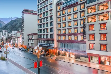 Haide Hotel Отели рядом с достопримечательностью «Dangling Village»