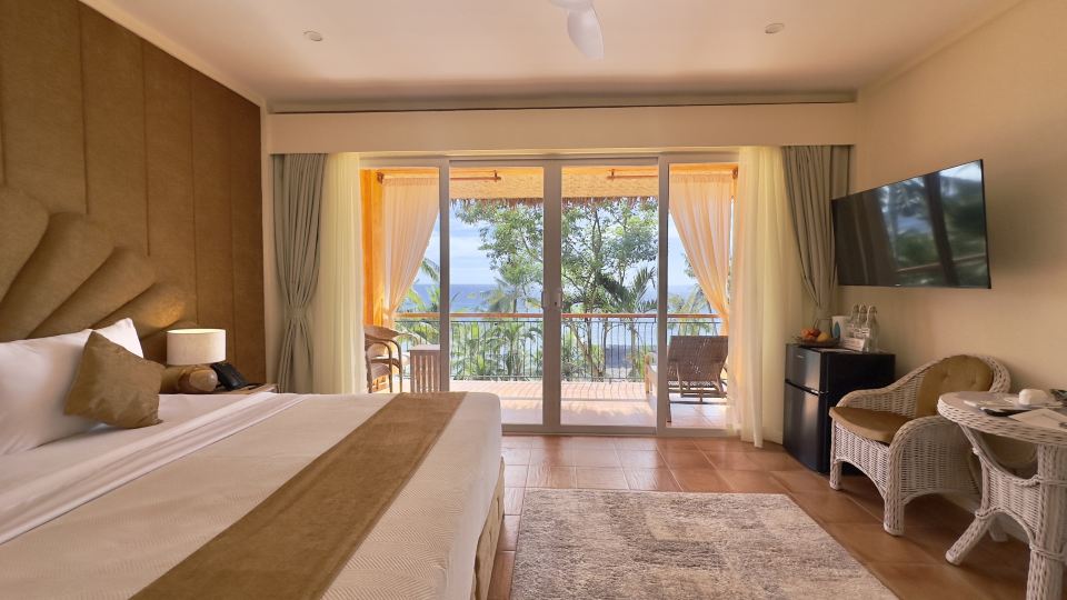 Coco Sunset Beach Resort
