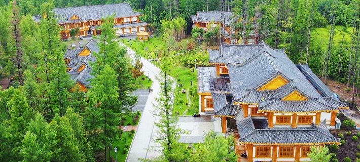 Changbai Mountain Guanyue Folk-Custom Hotel Hotele w: Antu