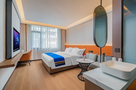 Super 8 Hotel (Guang'an Siyuan Square Municipal Government) Отели рядом с достопримечательностью «Deng Xiaoping Former Residence Museum»