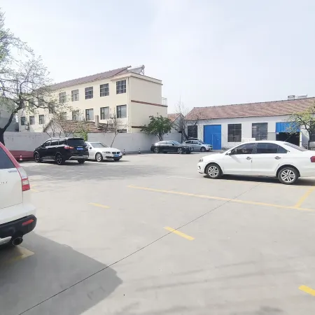 Home Inn Huayi (Longshan Road Bus Station)