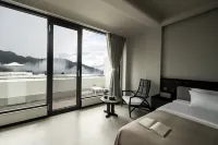 XISHUANGBANNA MUKELAN - Balkon