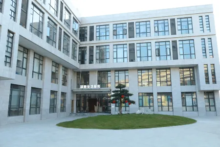 Winart Life service apartment Отели рядом со станцией Dawang Railway Station