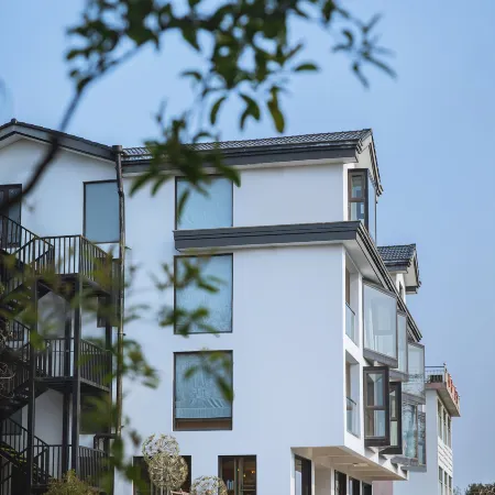 Dongmei Yueju Qiyue Yunsu Hotel