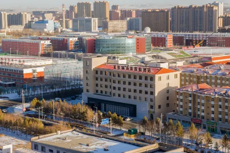 Xilinhot Jinghe Tangquan Resort Hotel