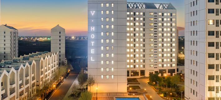 V. Hotel Hotels in Qinhuangdao