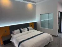 Ningwu Jiayuan Business Hotel (Luyashan Scenic Area Ticket Office) - pemandangan pegunungan