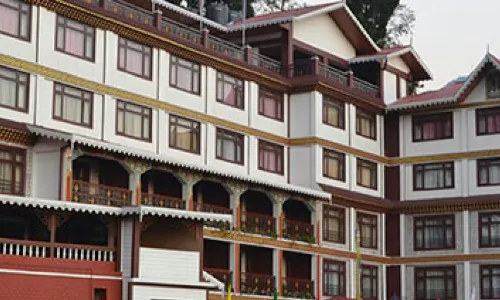 Tashiling Residency Hotel & Spa