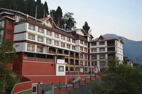 Tashiling Residency Hotel & Spa - 5-Star